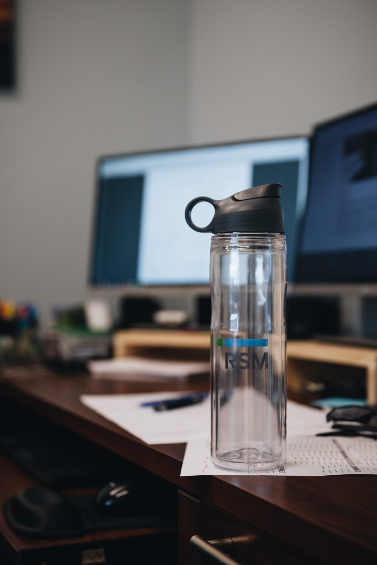 Custom Water Bottles. Fast & Easy Fundraiser. Lively Bottle